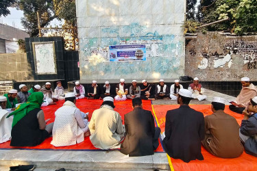 ব্রাহ্মণবাড়িয়ায় শহীদদের মাগফিরাত ও ওসমান হাদির সুস্থতা কামনায় দোয়া