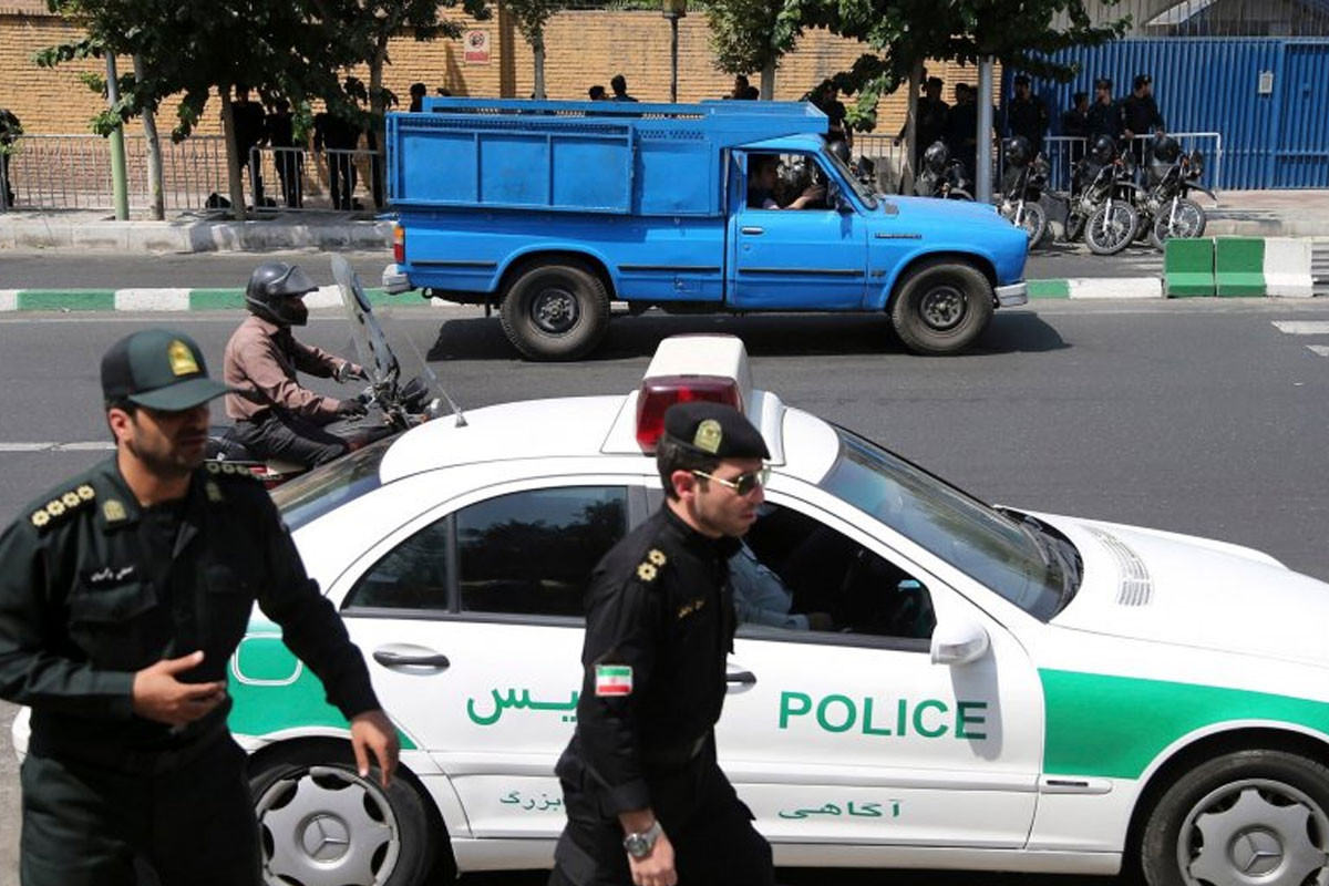ইরানে বন্দুকধারীর সঙ্গে সংঘর্ষে তিন পুলিশসহ নিহত ৪