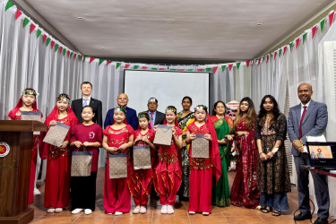 ভিয়েতনামে বিজয় দিবস উদযাপন