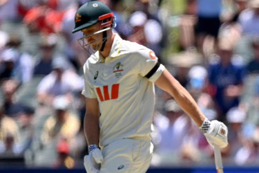 আইপিএল নিলামে রেকর্ড দাম, পরদিনই ব্যাট হাতে ‘শূন্য’