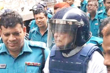 ট্রাইব্যুনালে নিজের বিচার সরাসরি সম্প্রচার করার আবেদন ইনুর