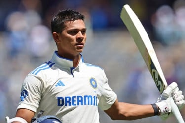 হাসপাতালে ভর্তি জয়সওয়াল