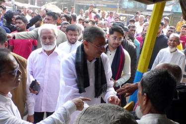 বিগত দিনে দখলদারিত্বের রাজনীতি ও ভোট হয়েছে: এ্যানি