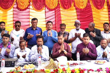 খালেদা জিয়ার সুস্থতা কামনায় ব্রাহ্মণবাড়িয়ায় বিএনপির দোয়া