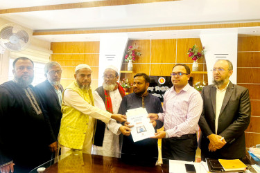 কুমিল্লা-৫ আসনে জামায়াত প্রার্থীর মনোনয়নপত্র সংগ্রহ