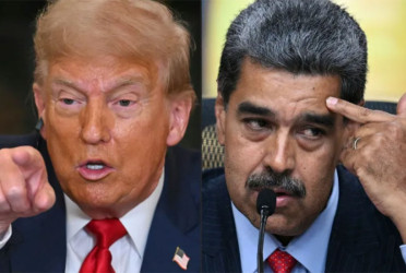 মাদুরোকে ক্ষমতাচ্যুত করতেই নৌকায় মার্কিন হামলা!