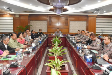 বড়দিন ও থার্টিফার্স্ট নাইটে পুলিশের বিশেষ নিরাপত্তা ব্যবস্থা