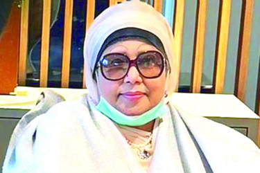 খালেদা জিয়াকে দেশেই ঝুঁকিমুক্ত করার লক্ষ্য