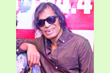 হাসানের চেনা সুরে প্রত্যাবর্তন