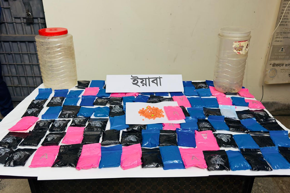 ২১ হাজার পিস ইয়াবাসহ মাদক কারবারি আটক