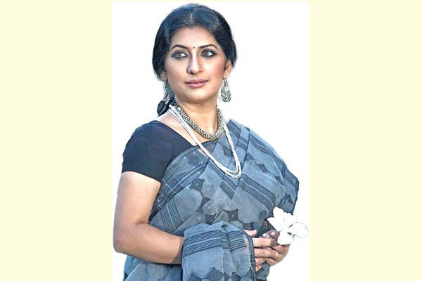 অয়োময়ে বিপাশা ক্রেজ