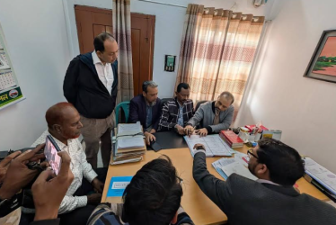 বাগেরহাটের তিন আসন থেকে মনোনয়ন ফরম তুললেন একই প্রার্থী