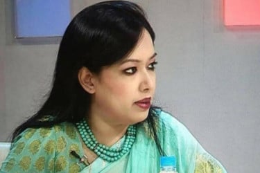 স্বতন্ত্র প্রার্থী হিসেবে নির্বাচন করবেন রুমিন ফারহানা