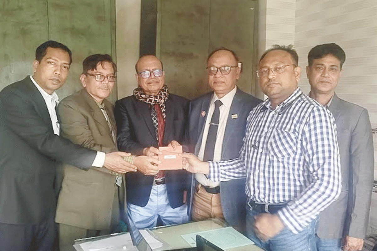 বাগেরহাটে মনোনয়ন ফরম সংগ্রহ করেছেন ১৮ প্রার্থী