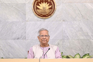 রাজস্ব আয়ের লক্ষ্যমাত্রা ২৪ হাজার কোটি টাকা বাড়াল সরকার