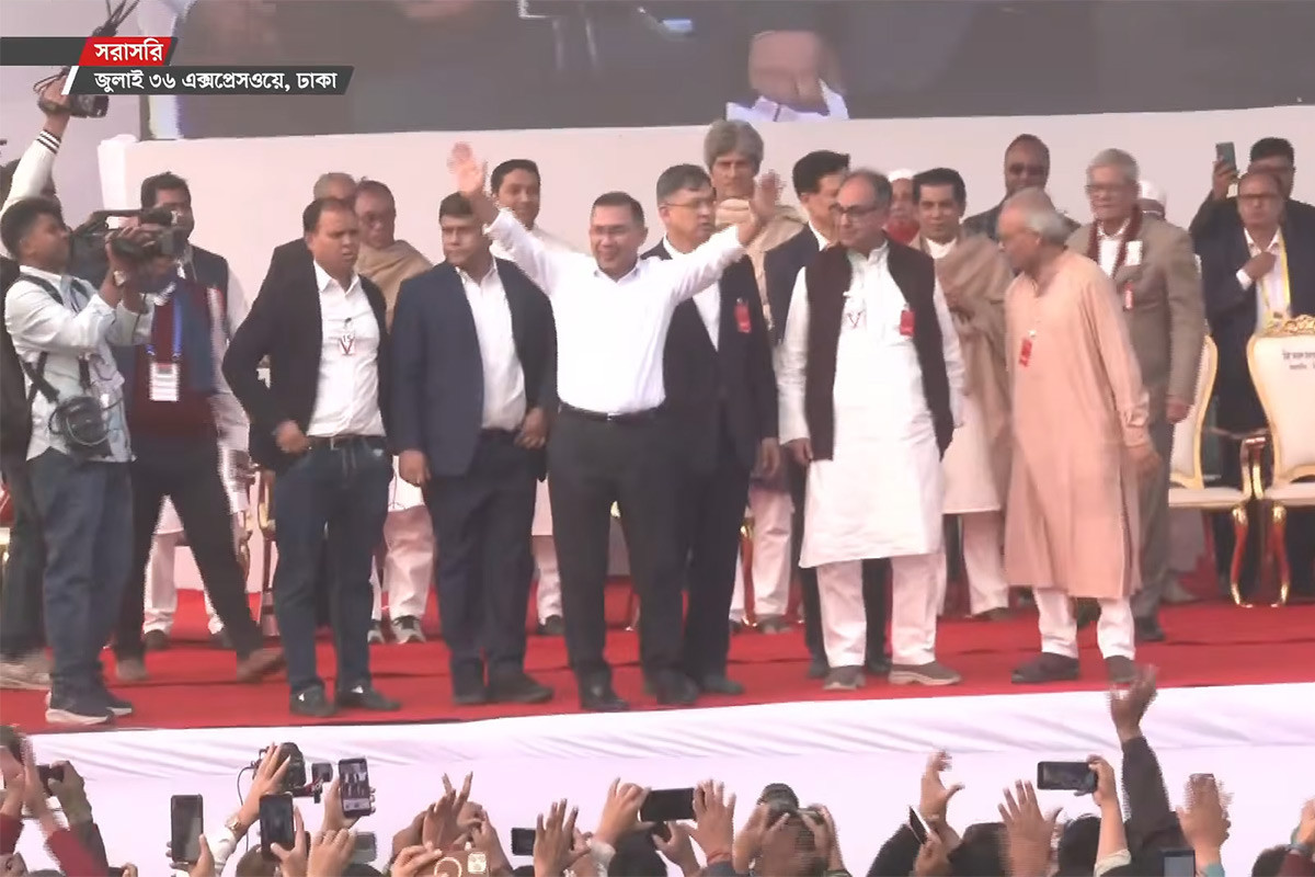 সংবর্ধনা মঞ্চে তারেক রহমান, নেতাকর্মীদের বাঁধভাঙা উচ্ছ্বাস