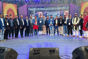 লক্ষ্মীপুরের ৩৭ গুণীজনকে সম্মাননা