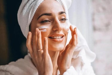 শীতে ত্বকের রুক্ষতা দূর করার উপায়