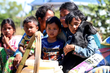 যুদ্ধবিরতিতে সম্মত থাইল্যান্ড-কম্বোডিয়া