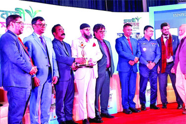 সিলেটে ছয় ক্যাটাগরিতে বিরল সম্মাননা পেলেন ১০৩ প্রবাসী