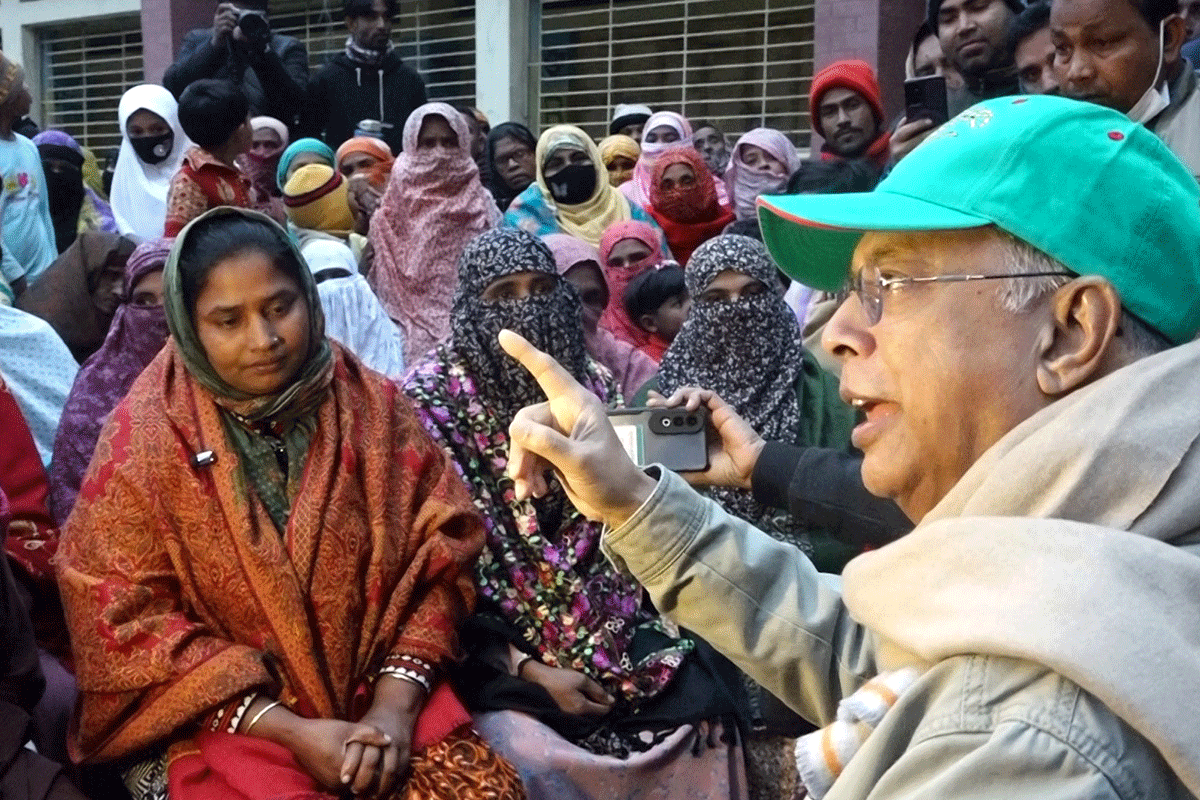 বিএনপি ক্ষমতায় গেলে নারীদের ফ্যামিলি কার্ড দেওয়া হবে: ইকবাল হাসান