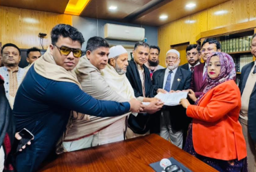 ব্রাহ্মণবাড়িয়া-৩ আসনে বিএনপির প্রার্থীর মনোনয়নপত্র জমা