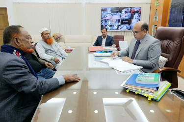গোপালগঞ্জের তিনটি আসনে মনোনয়নপত্র জমা দিচ্ছেন প্রার্থীরা