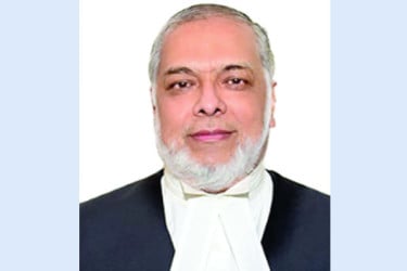 শপথ নিলেন নতুন প্রধান বিচারপতি