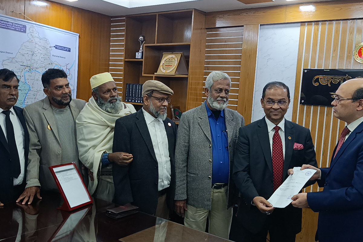 ঝালকাঠিতে ২৫ জনের মনোনয়নপত্র দাখিল