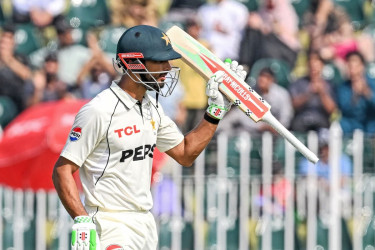 ইনজামামের ডাবল সেঞ্চুরির রেকর্ড ভাঙলেন শান মাসুদ