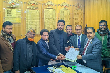 রংপুরে অর্ধশতাধিক প্রার্থীর মনোনয়নপত্র দাখিল
