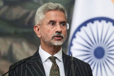 বেগম খালেদা জিয়ার প্রতি শ্রদ্ধা জানাতে ঢাকায় ভারতের পররাষ্ট্রমন্ত্রী