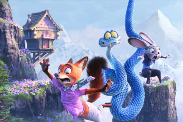 বিদায়ি বছরে আয়ের শীর্ষে যে ১০ সিনেমা