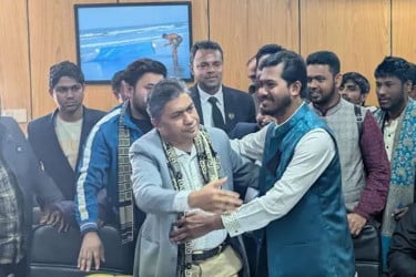 নুর ও হাসান মামুনের মনোনয়ন বৈধ, বাতিল ২ স্বতন্ত্র প্রার্থীর