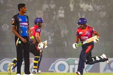 রংপুরকে ১৬০ রানের লক্ষ্য দিল রাজশাহী