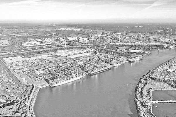 মার্কিন শুল্কনীতির কারণে চীনে বাড়ছে ইউরোপের বাণিজ্য