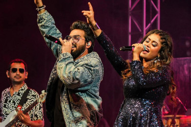 পশ্চিমবঙ্গে গাইতে এসে মবের শিকার বলিউডের জনপ্রিয় দুই শিল্পী