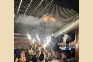 সুইজারল্যান্ডে বারে ৪০ জন নিহতের পেছনে শ্যাম্পেনের আতশবাতি