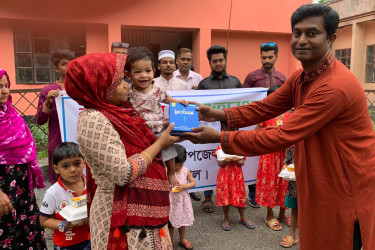 আগৈলঝাড়ায় শিশুনিবাসের শিশুদের পাশে বসুন্ধরা শুভসংঘ
