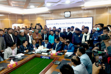 বরিশালে সান্টুসহ ১০ জনের মনোনয়ন স্থগিত, বাতিল ৬ জনের