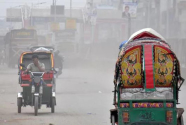 বায়ুদূষণের শীর্ষে কলকাতা, ঢাকার পরিস্থিতি কী?