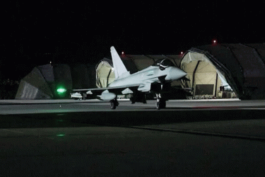 সিরিয়ায় 'অস্ত্রের মজুদে' ব্রিটিশ ও ফরাসি যুদ্ধবিমানের হামলা