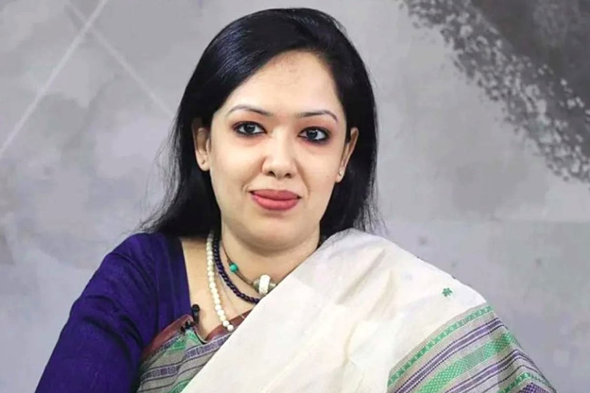 নির্বাচনী ব্যয় মেটাতে ঋণ করবেন রুমিন ফারহানা