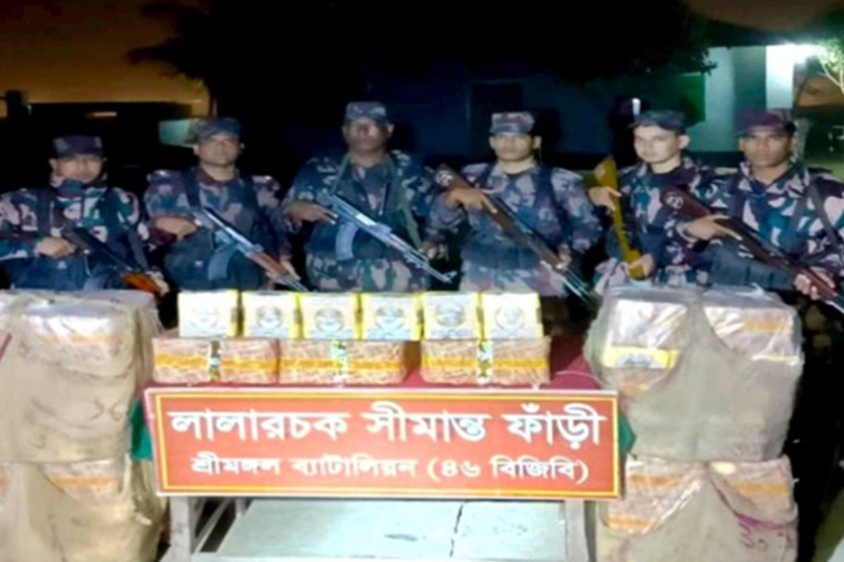 মৌলভীবাজারে বিপুল পরিমাণ নাসির বিড়ি আটক