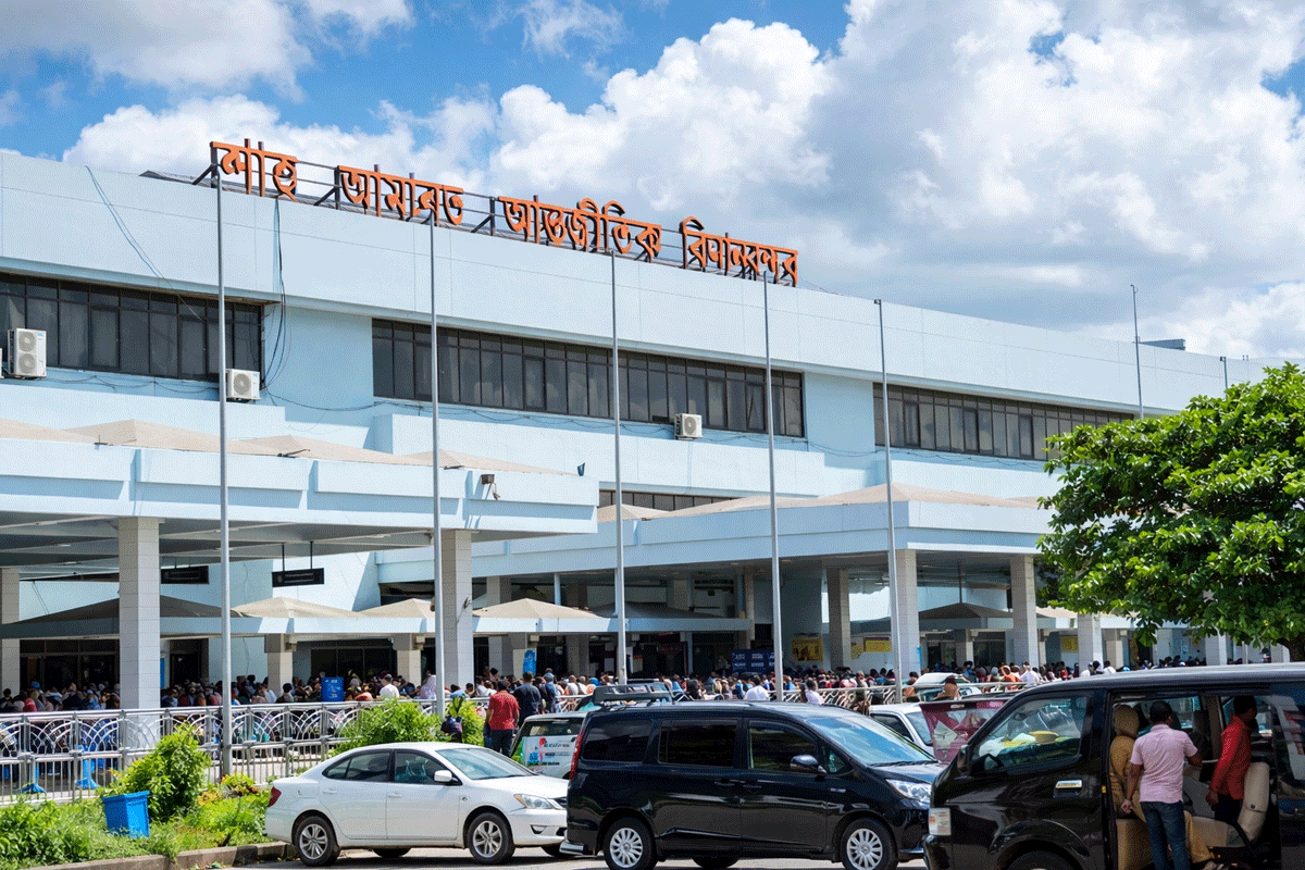 চট্টগ্রাম বিমানবন্দরে দর্শনার্থী প্রবেশ নিষিদ্ধ
