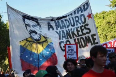 মাদুরোকে গ্রেফতারের প্রতিবাদে বিভিন্ন দেশে বিক্ষোভ অব্যাহত