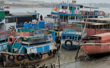 সুন্দরবনের পর্যটনবাহী নৌযান মালিকদের ধর্মঘট প্রত্যাহার