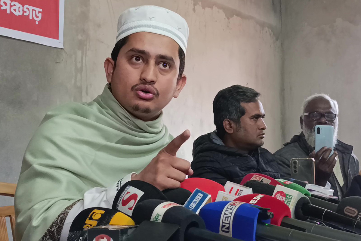 রিটার্ন ও হলফনামার তথ্যে গরমিলকে ‘টাইপিং মিসটেক’ বললেন সারজিস