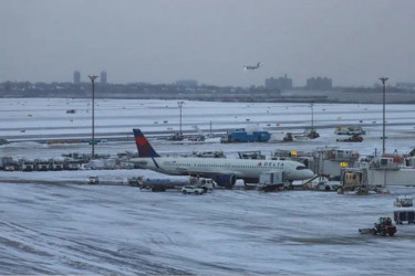 ভারি তুষারপাতে বিপর্যস্ত ইউরোপ, নিহত ৬