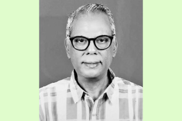 মনে হচ্ছে কোথাও কেউ নেই!